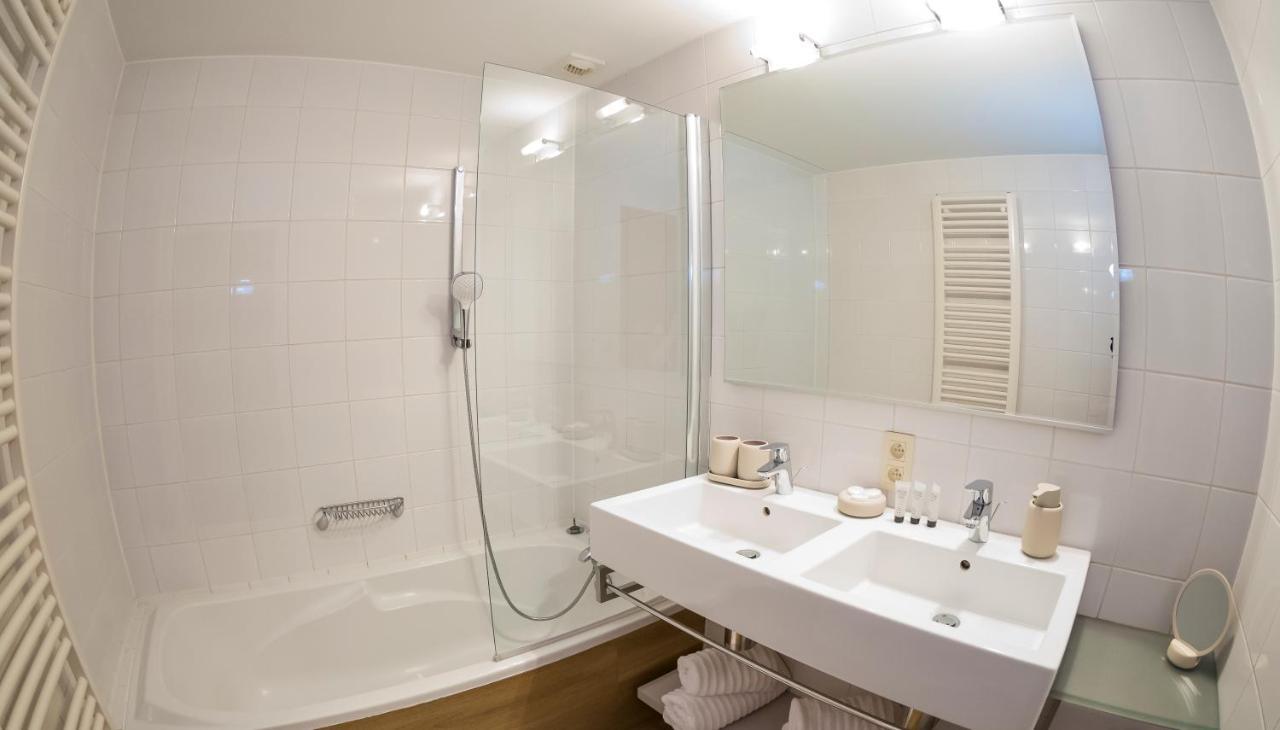 B&B Ferme Chateau De Laneffe 4*